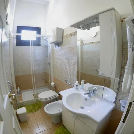 Il Veliero Hotel *
